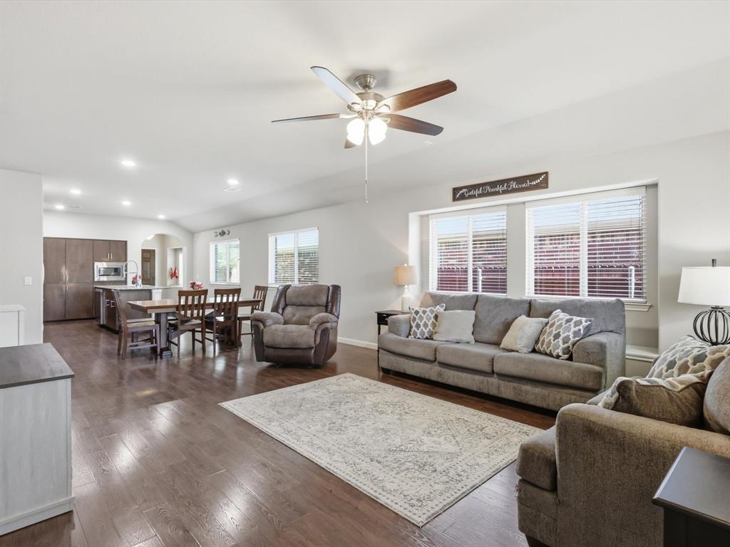 452 Harding Lane Lavon, TX 75166 - Photo 7 of 18