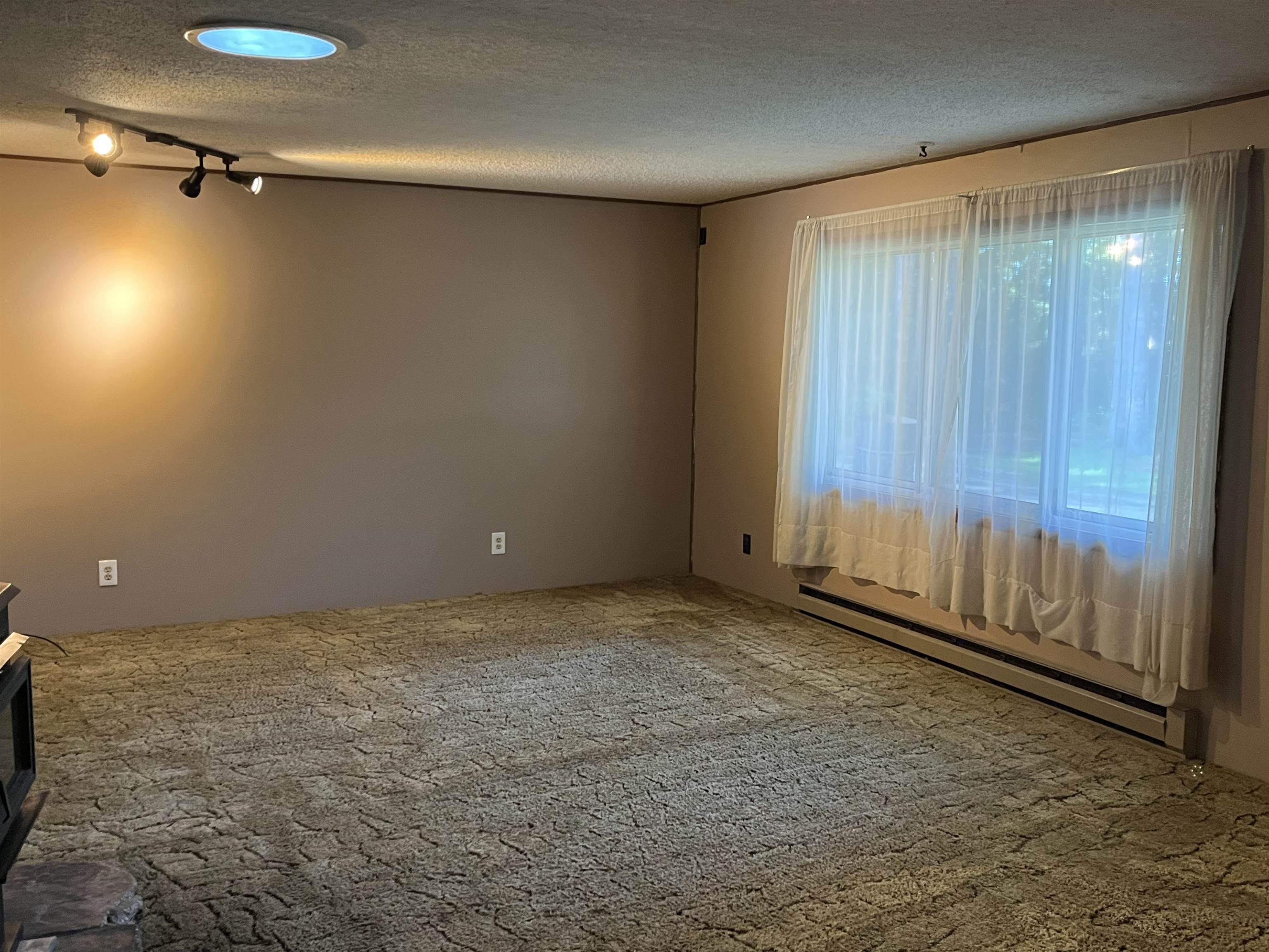 10505 South Graham Road St. Charles, MI 48655 - Photo 26 of 37 50120271-25.JPG