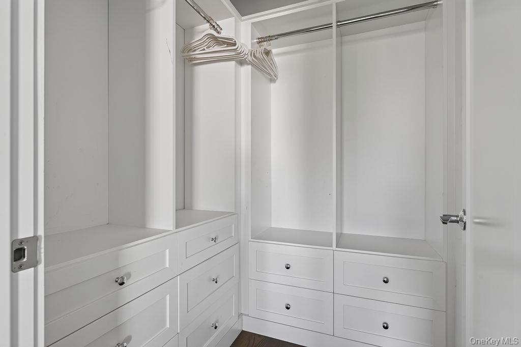 23 Honeysuckle Lane Rye Brook, NY 10573 - Photo 32 of 50