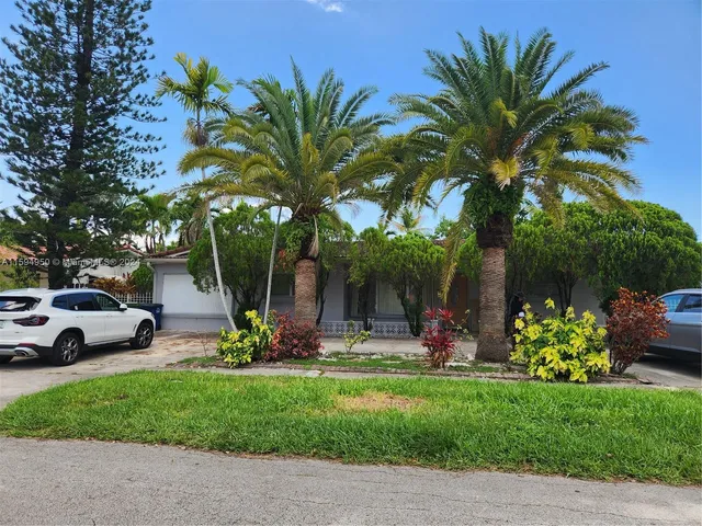 $749,000 | 1109 Northeast 4th Ct., Hallandale Beach, FL 33009