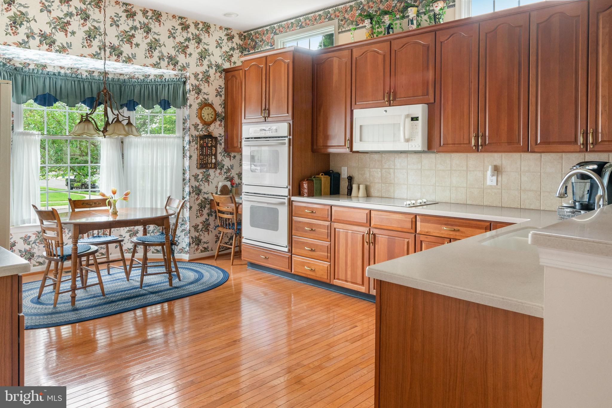 91 Nathaniel Road Southampton, PA 18966 - Photo 5 of 24 Kitchen