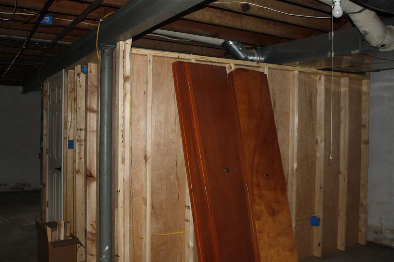 2114 Pierce Street Flint, MI 48503 - Photo 30 of 41