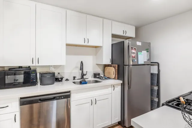 $2,700 | 803 California Street, Woodland, CA 95695