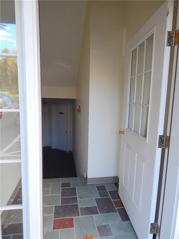 574 Main Street, Unit 102 Damariscotta, ME 04543 - Photo 22 of 27 Entrance from parking area to ground...