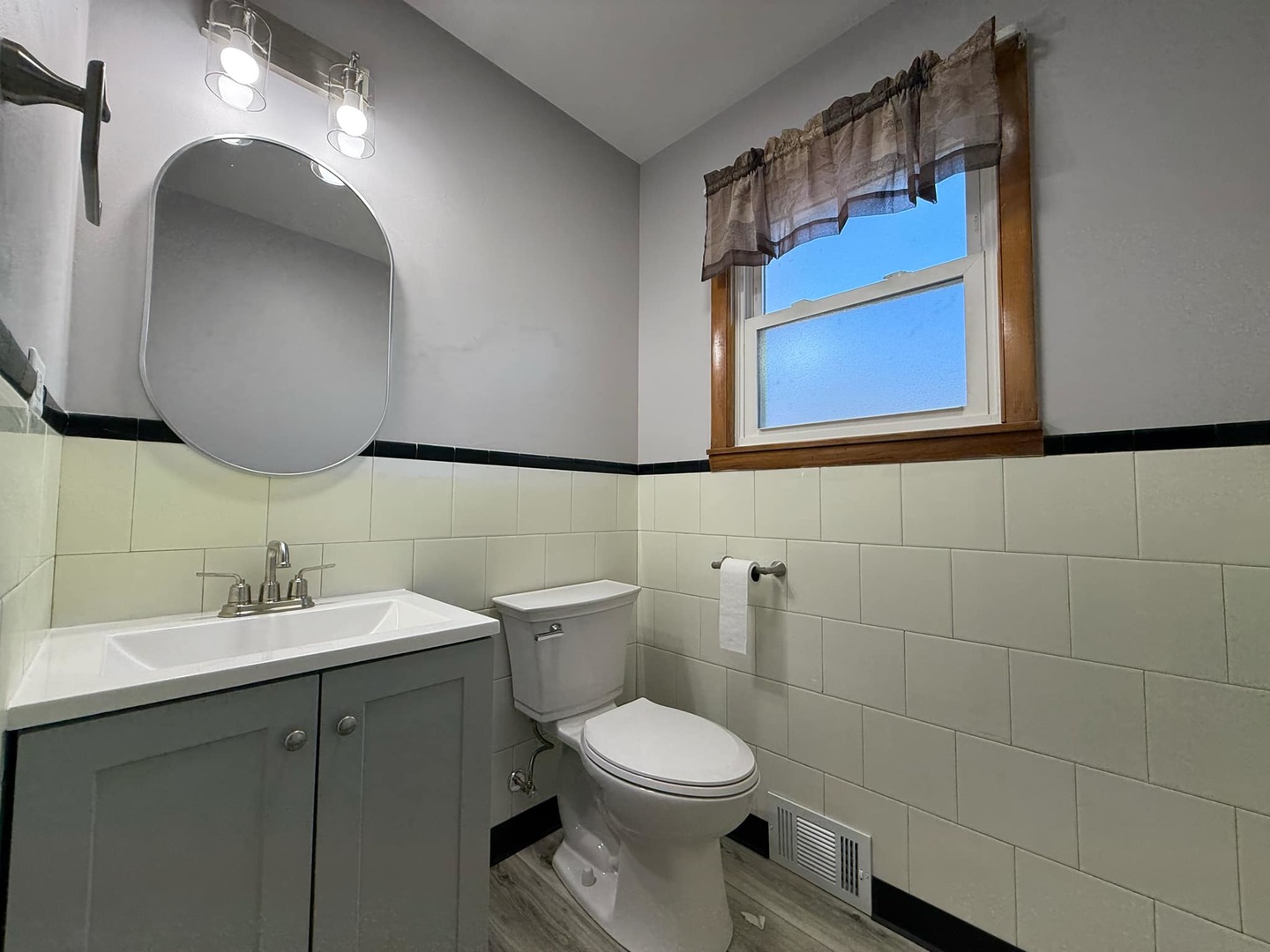 421 Hyde Park Avenue Hillside, IL 60162 - Photo 11 of 14