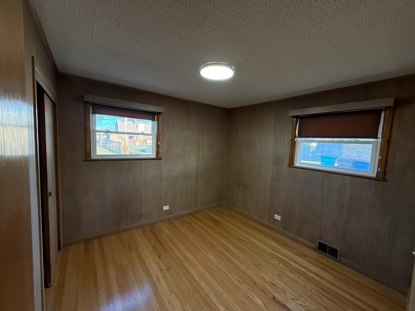 421 Hyde Park Avenue Hillside, IL 60162 - Photo 7 of 14