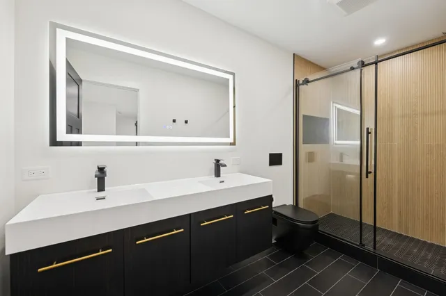 $739,900 | 1929 South Ashland Avenue, Park Ridge, IL 60068