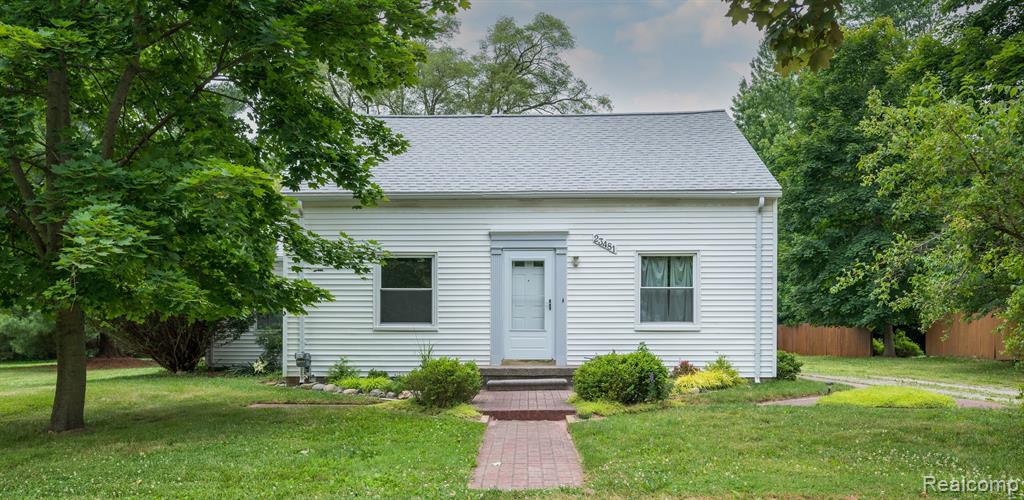 23481 Middlebelt Road Farmington Hills, MI 48336 - Photo 1 of 7