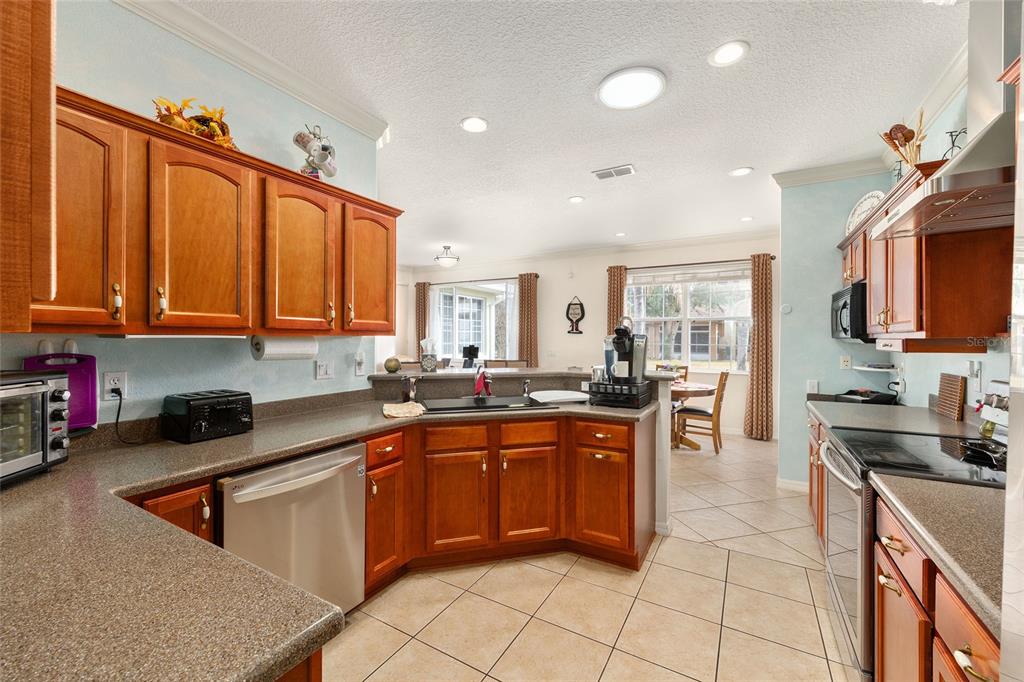8785 Southwest 82nd Court Road Ocala, FL 34481 - Photo 16 of 47 Gallery Image 16