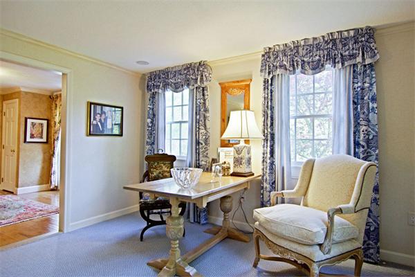 71 Donna Road Newton, MA 02459 - Photo 2 of 17 a living room with furniture and a window