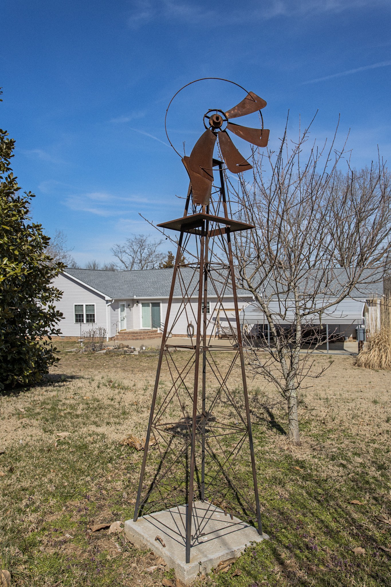 3579 Kinneys Road Cedar Hill, TN 37032 - Photo 20 of 26 a backyard of a house