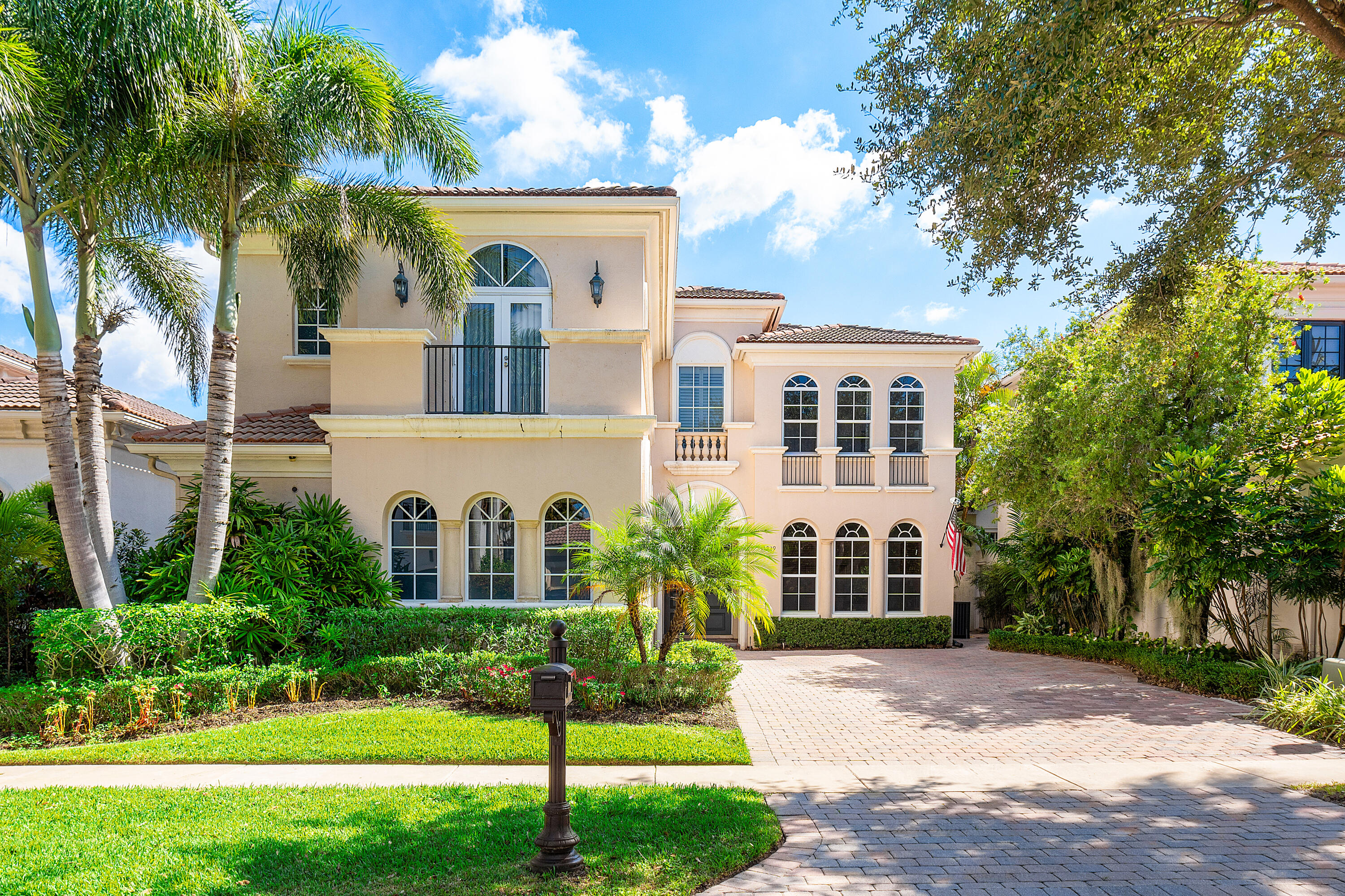 17929 Villa Club Way Boca Raton, FL 33496 - Photo 1 of 98 001-17929VillaClubWay-BocaRaton-FL-33496