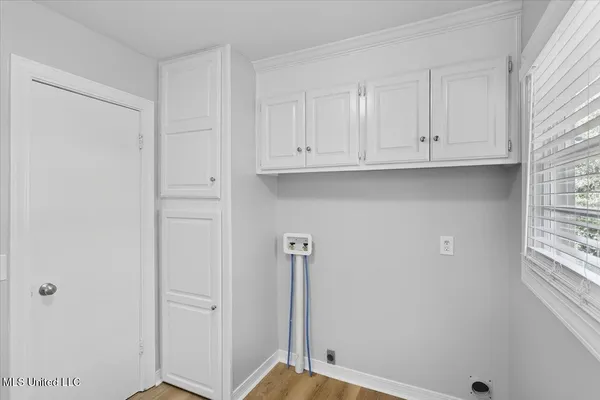 $1,600 | 324 Court Street, Raymond, MS 39154
