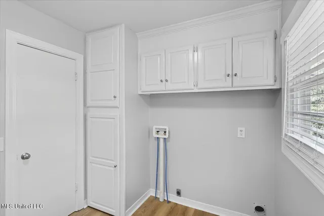 $1,600 | 324 Court Street, Raymond, MS 39154