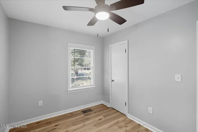 $1,600 | 324 Court Street, Raymond, MS 39154