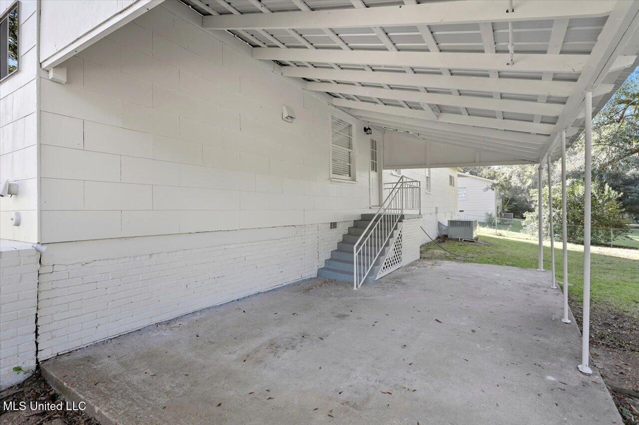 324 Court Street Raymond, MS 39154 - Photo 25 of 28 28-324 Court St _ Home Tours MS