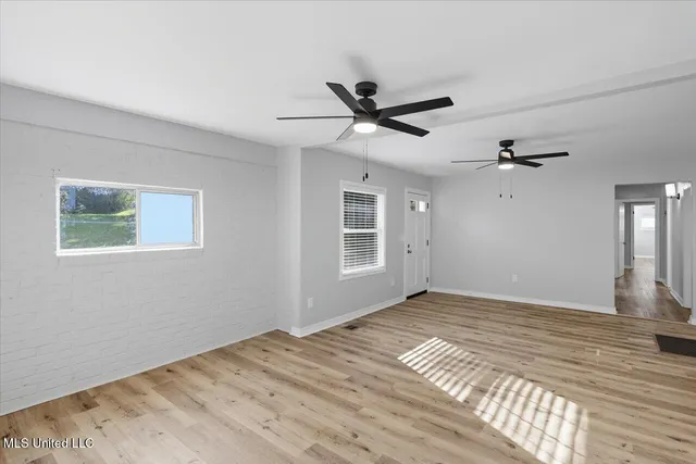 $1,600 | 324 Court Street, Raymond, MS 39154