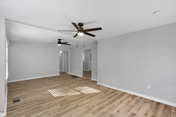 $1,600 | 324 Court Street, Raymond, MS 39154