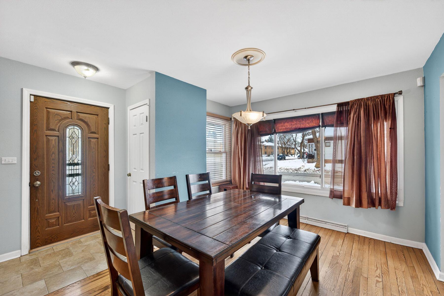 4272 North 88th Street Milwaukee, WI 53222 - Photo 2 of 19 Welcome Home