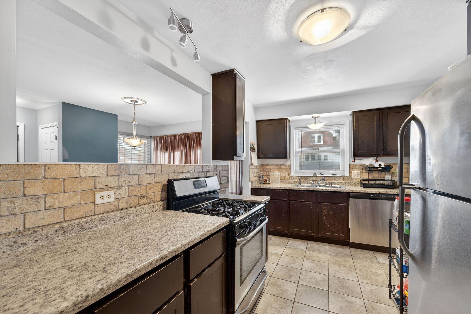 4272 North 88th Street Milwaukee, WI 53222 - Photo 5 of 19 Spacious Kitchen