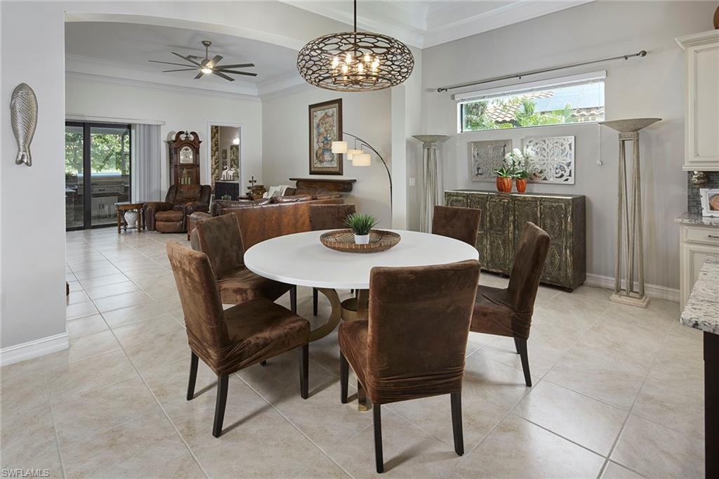 1633 Songbird Court Naples, FL 34120 - Photo 12 of 50