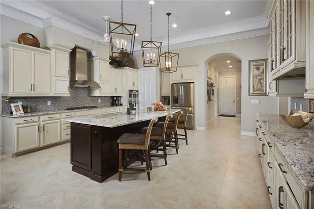 $2,199,000 | 1633 Songbird Court, Naples, FL 34120