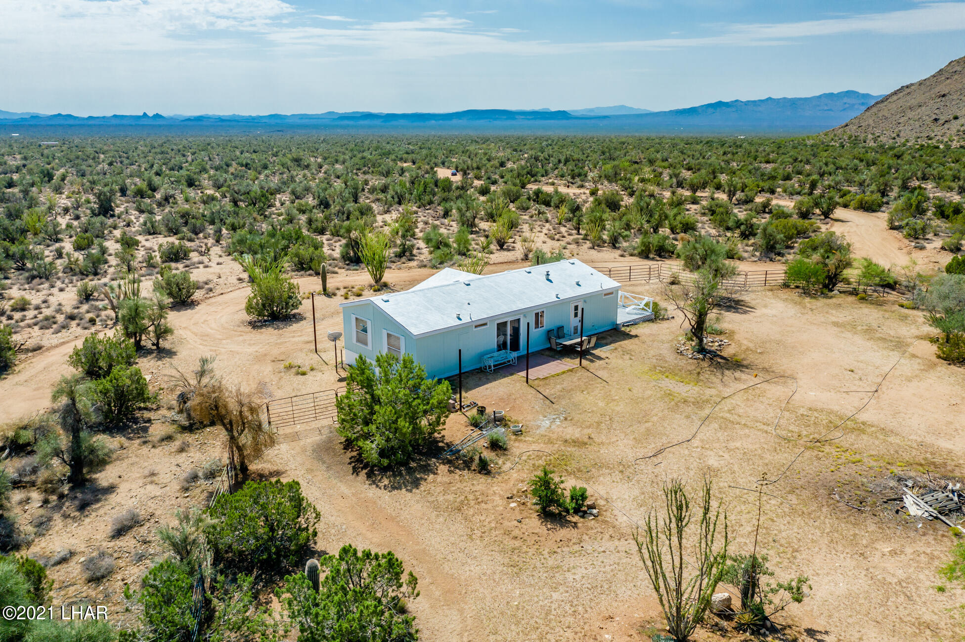 19622 South Cheyenne Road Yucca, AZ 86438 - Photo 57 of 65 19622CheyenneRdSDrone_14