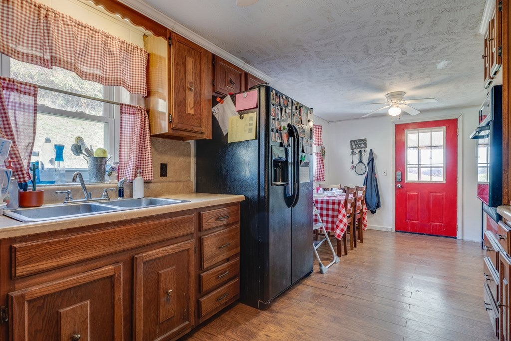 72 Laurel Branch Road Honaker, VA 24260 - Photo 5 of 21 Gallery Image 5