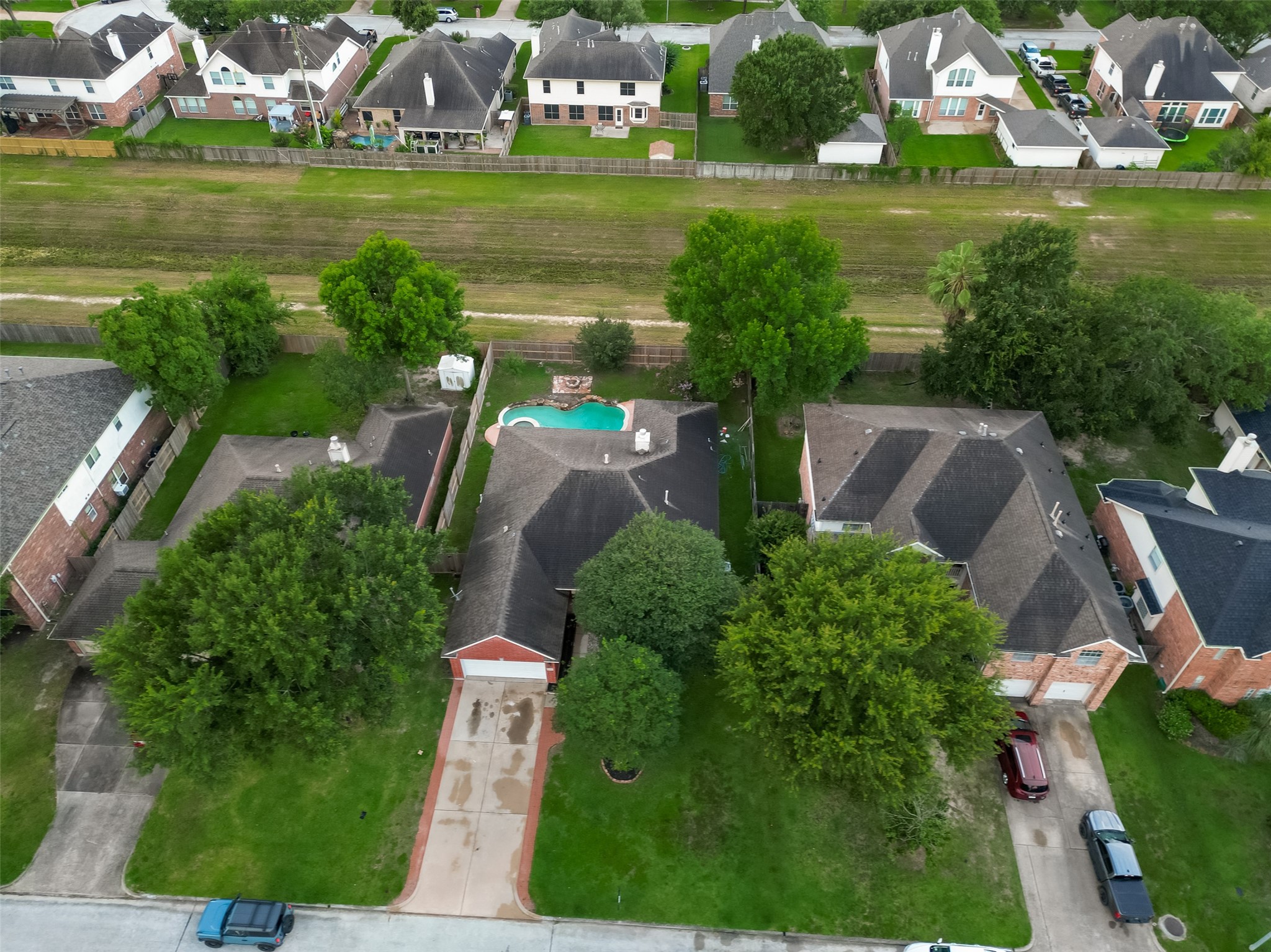 17415 Memorial Crest Drive Spring, TX 77379 - Photo 3 of 28