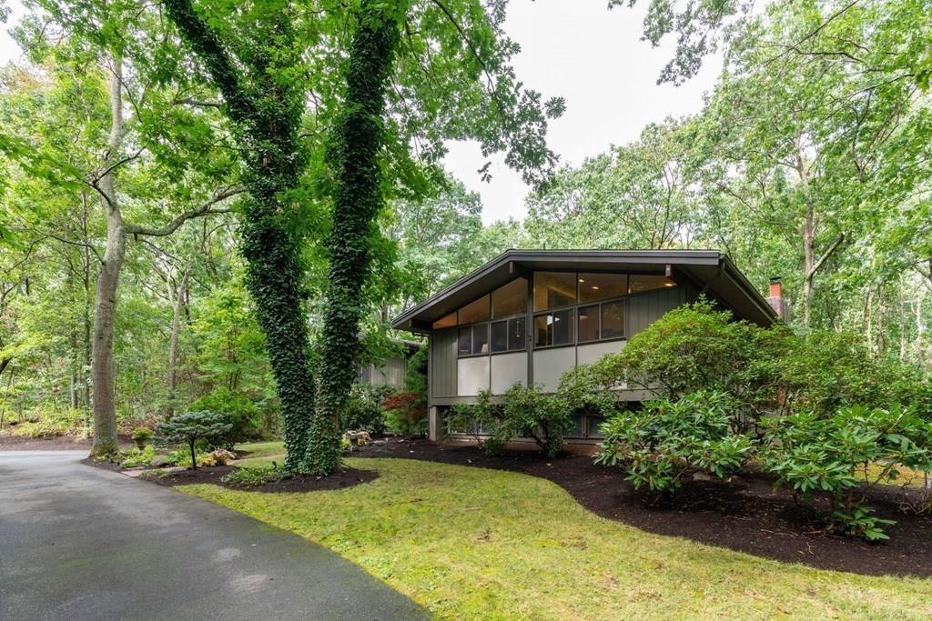 34 Indian Ridge Road Natick, MA 01760 - Photo 4 of 34 Gallery Image 4