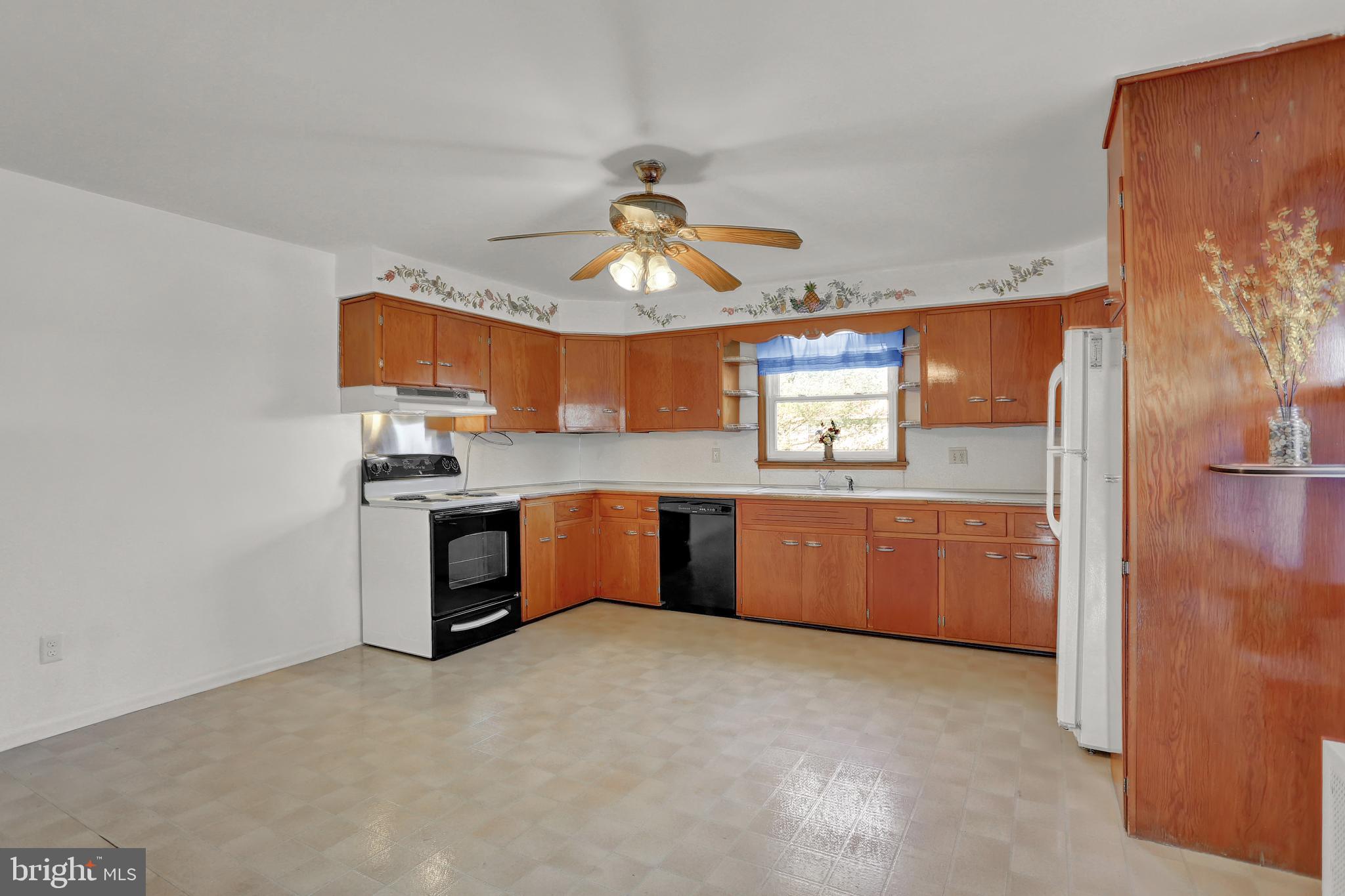 971 Felton Road Red Lion, PA 17356 - Photo 10 of 37 Gallery Image 10