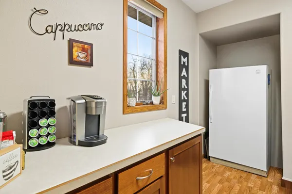 $650,000 | 102 County Road 1, Fessenden, ND 58438