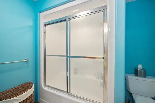 $650,000 | 102 County Road 1, Fessenden, ND 58438