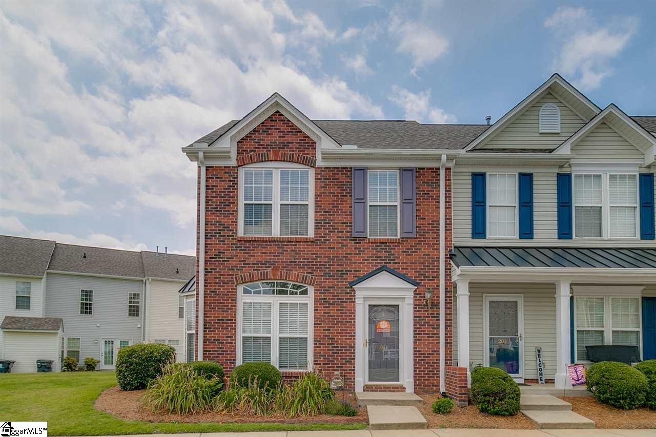 201 Spring Crossing Circle Greer, SC 29650 - Photo 2 of 30