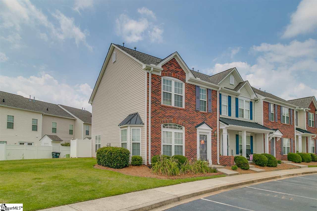 201 Spring Crossing Circle Greer, SC 29650 - Photo 3 of 30