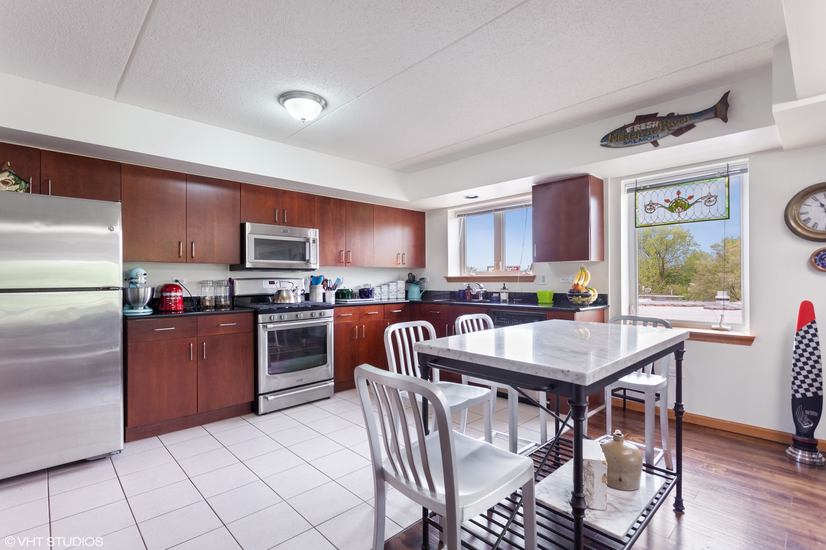 8030 Riverwalk Drive, Unit 3C Lyons, IL 60534 - Photo 4 of 12