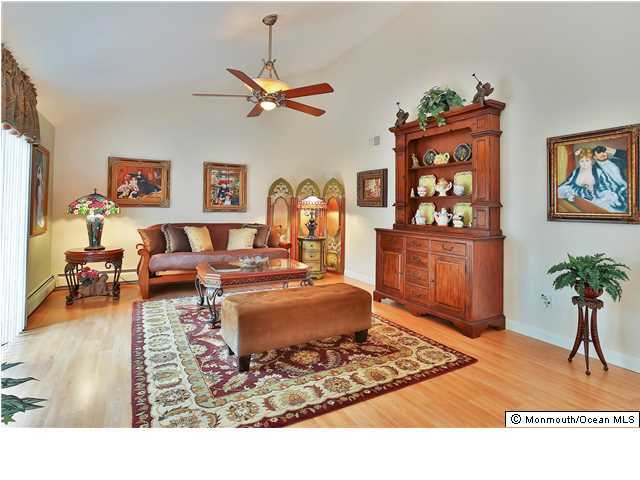 22 Rimwood Lane Howell, NJ 07731 - Photo 2 of 24 Additional Photo