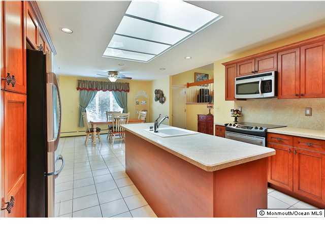 22 Rimwood Lane Howell, NJ 07731 - Photo 6 of 24 Additional Photo