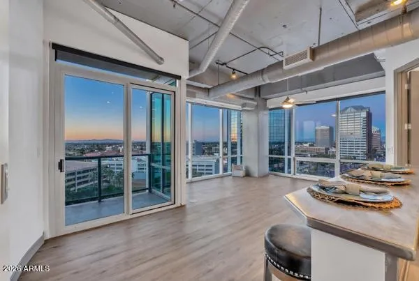 $545,000 | 1 East Lexington Avenue, Unit 809, Phoenix, AZ 85012