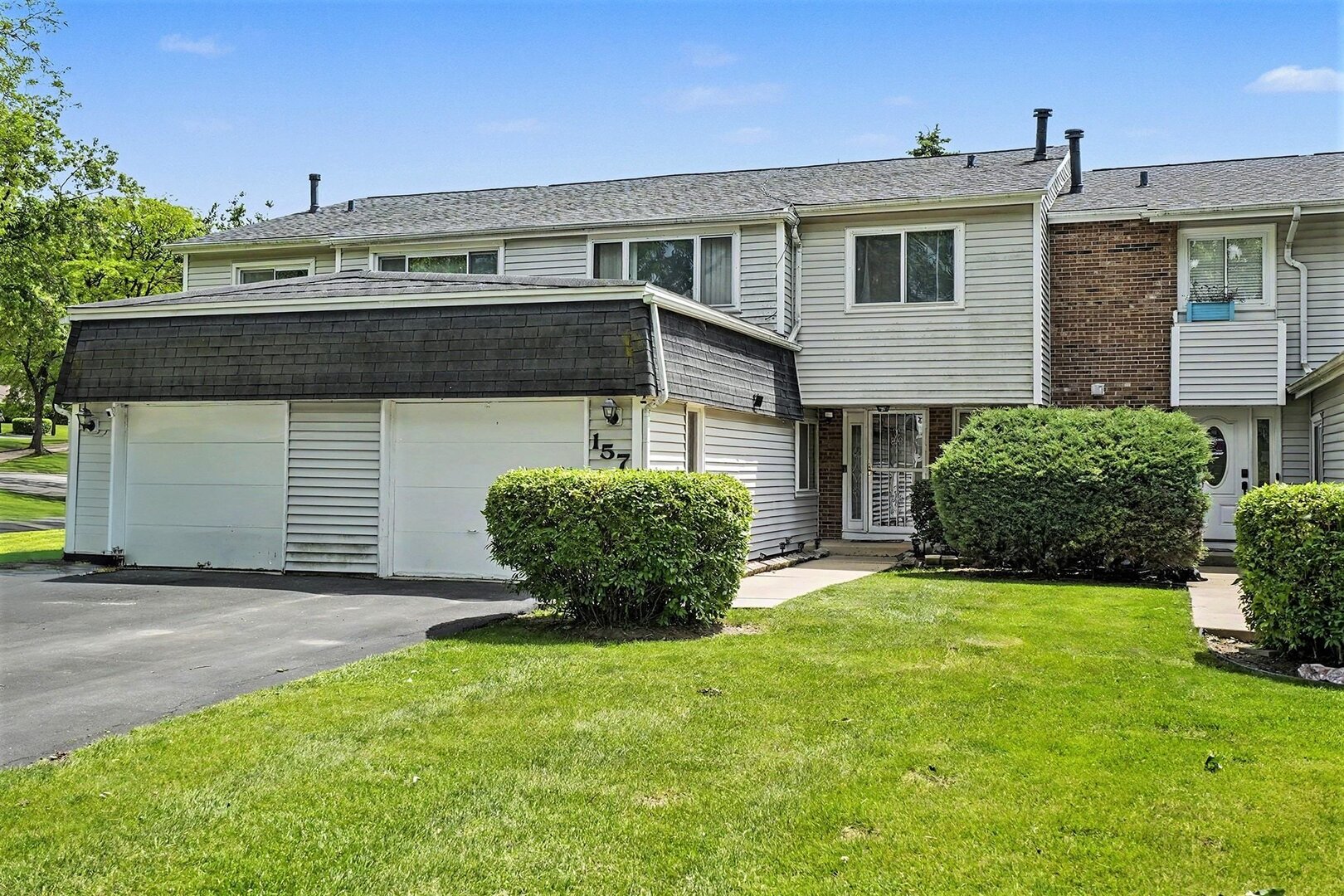 157 Thomas Road, Unit 157 Bolingbrook, IL 60440 - Photo 1 of 19