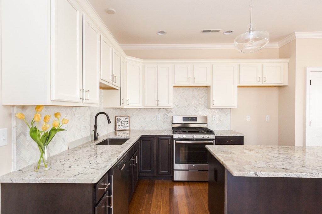 12 Old County Road, Unit PORTSMOUTH Salisbury, MA 01952 - Photo 5 of 11 Gallery Image 5