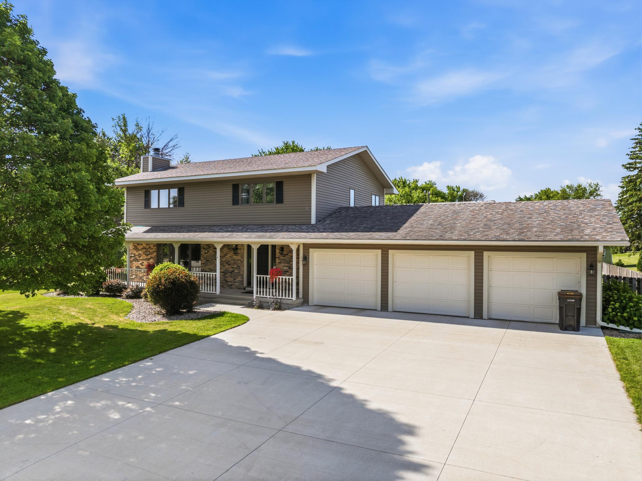 1203 22nd Avenue Southwest Austin, MN 55912 - Photo 2 of 43