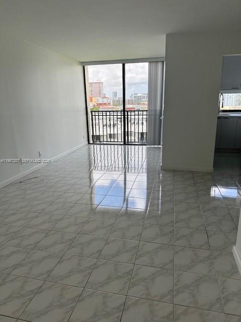 17021 North Bay Road, Unit 904 Sunny Isles Beach, FL 33160 - Photo 7 of 18 a view of entryway