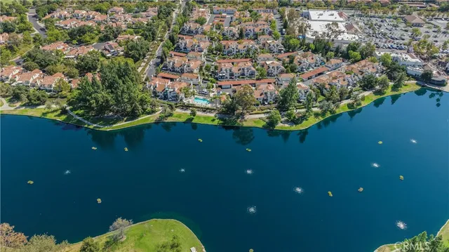 $749,999 | 31 Brisa Del Lago, Rancho Santa Margarita, CA 92688