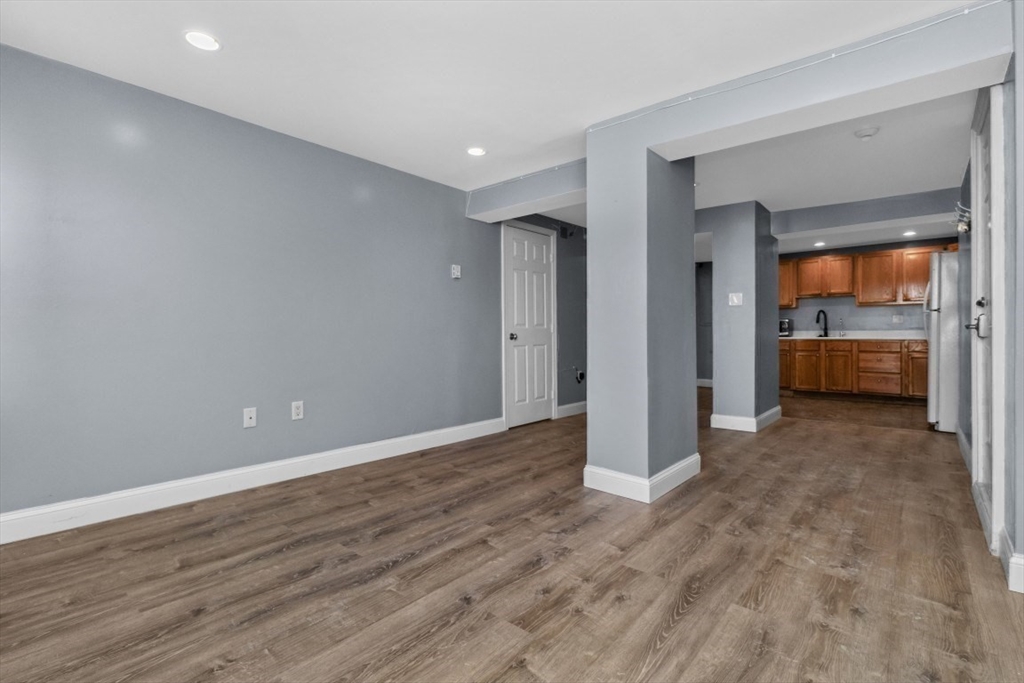 2 Centre St Terrace, Unit 1B Boston, MA 02119 - Photo 5 of 18