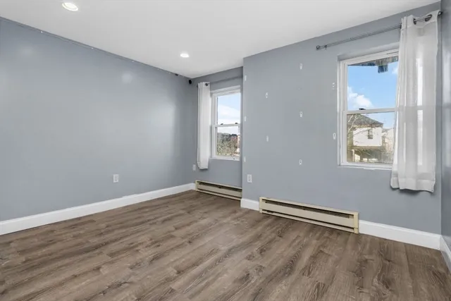 $2,100 | 2 Centre St Terrace, Unit 1B, Boston, MA 02119