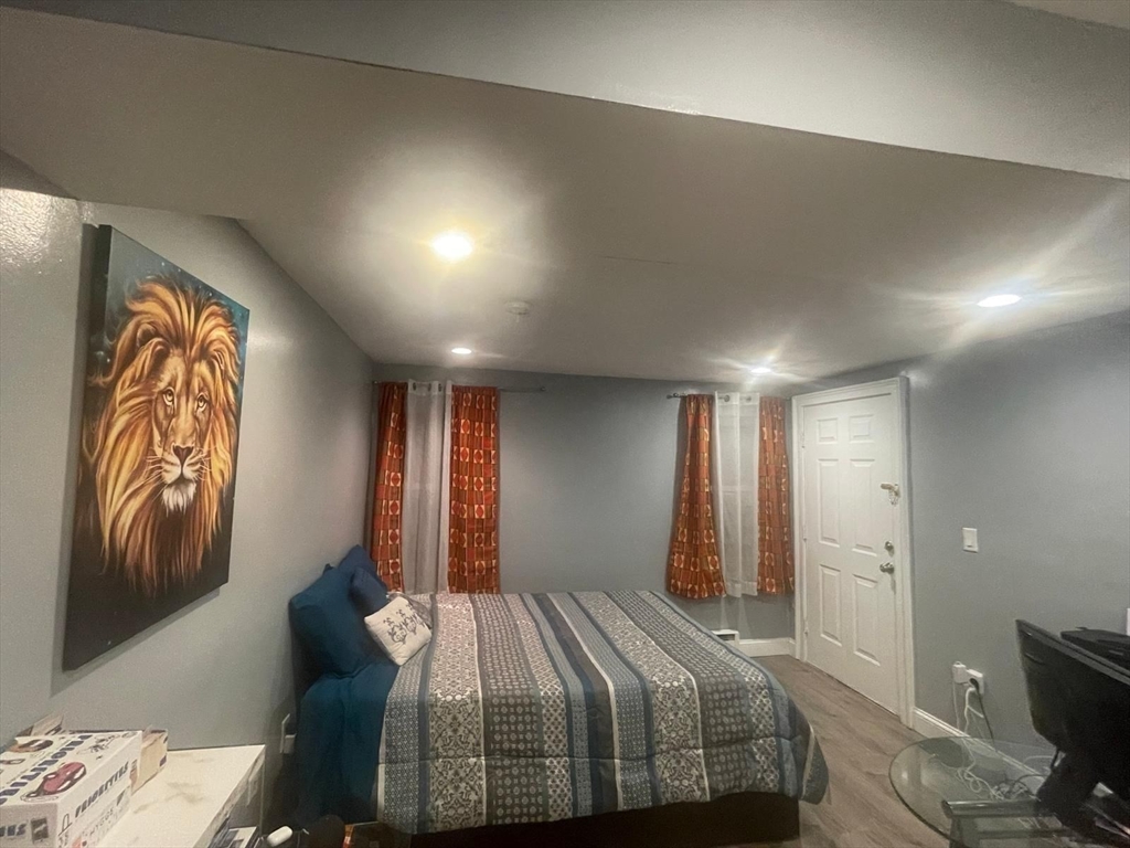 2 Centre St Terrace, Unit 1B Boston, MA 02119 - Photo 10 of 18