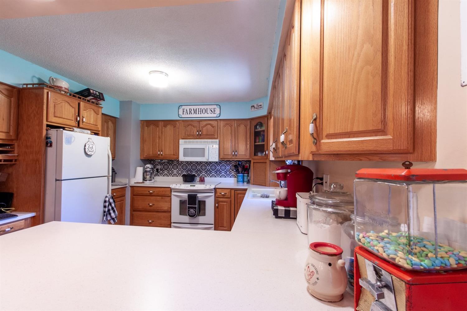 302 South Gray Road Connersville, IN 47331 - Photo 17 of 28 Gallery Image 17