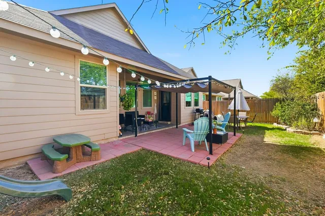 $365,000 | 528 Ranchito Pass, Fort Worth, TX 76052