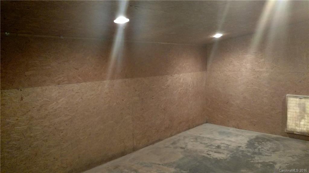 290 Trent Road, Unit 1 Brevard, NC 28712 - Photo 11 of 15 Gallery Image 11